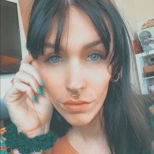 Meet your Posher, Jaina